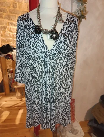 Magnifique blouse Nana Belle neuve avec étiquette taille 50