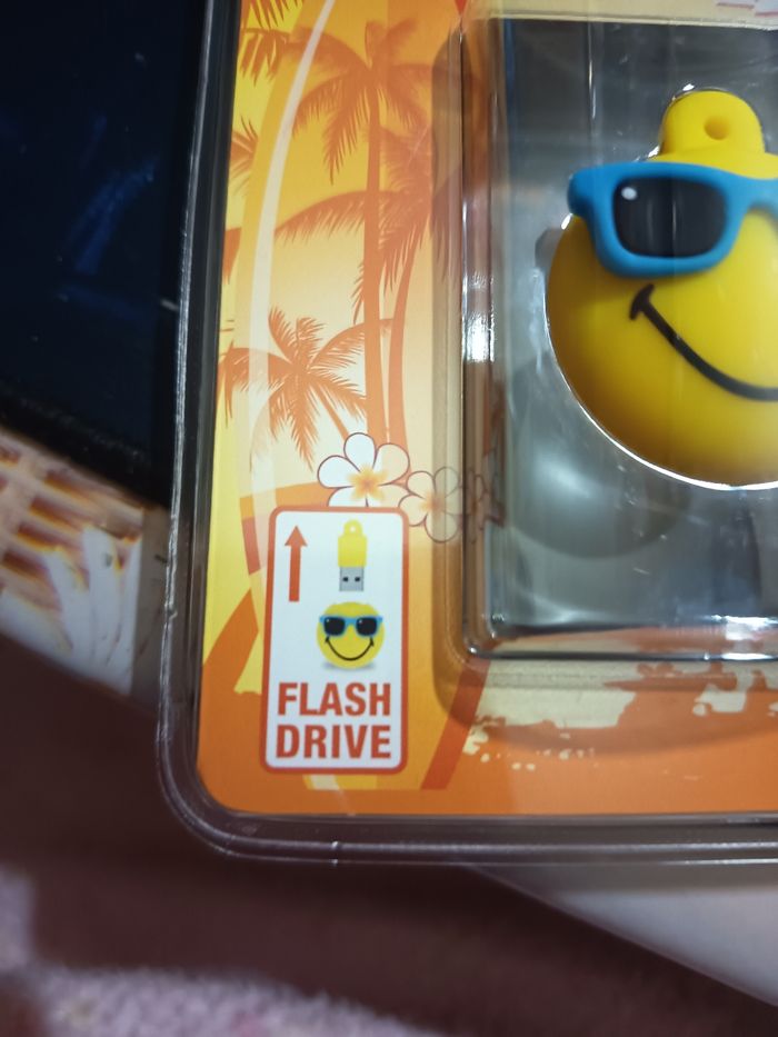 Clé USB smiley - photo numéro 5