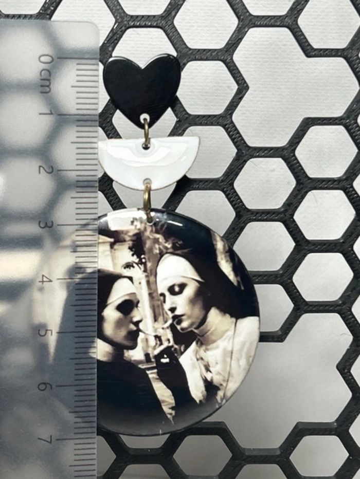 Boucles d’oreilles - Sœurs rebelles - photo numéro 7