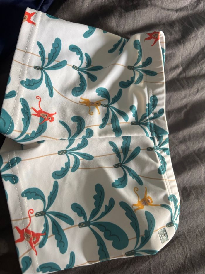 Combinaison anti uv + maillot de bain 3 ans - photo numéro 4