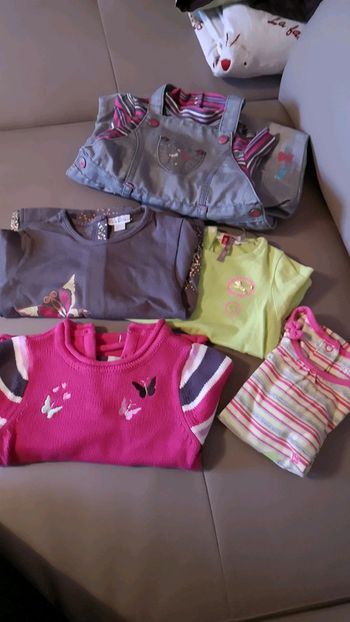 Lot 6 pièces 18 mois + lot 5 pièces 12 mois theme papillon