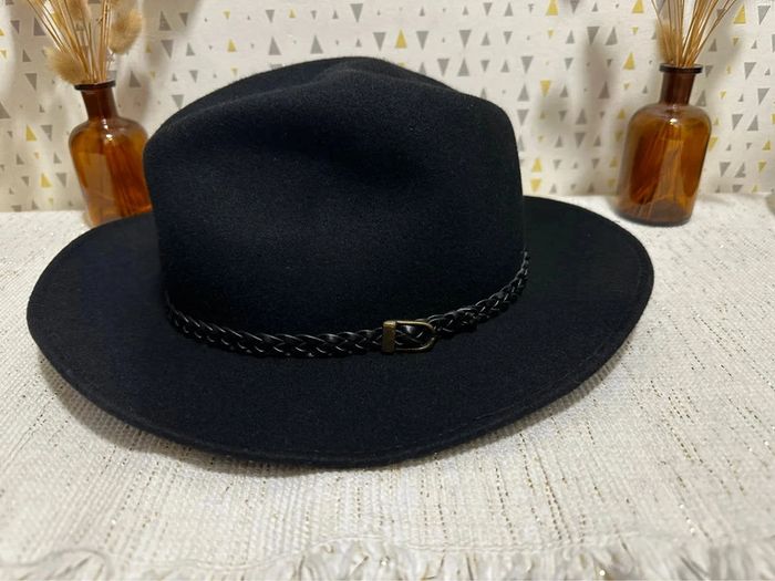 Très beau chapeau Wellington t55 en laine