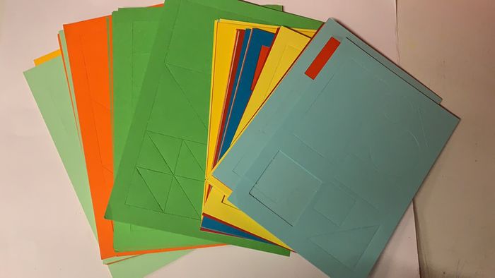 Papiers prédécoupés multiples couleurs