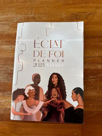Livre éclat de foi planner 2025 weekly