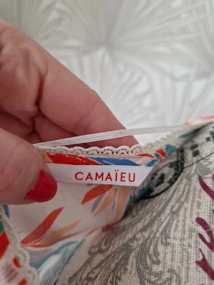 Jolie blouse sans manches Camaïeu taille 40 - photo numéro 3