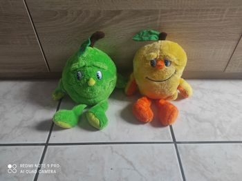 Lot peluches fruits légumes