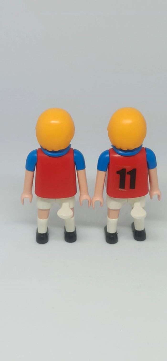 Hommes joueurs de football rouge bleu blanc playmobil - photo numéro 5