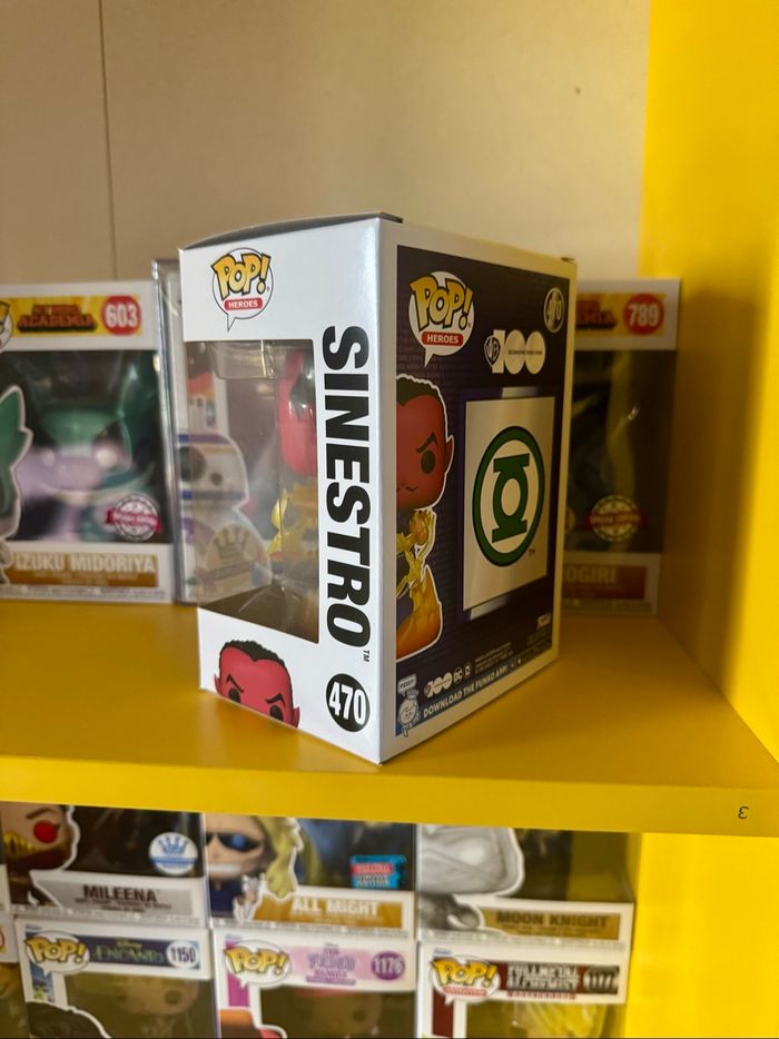 Funko Pop! Heroes 470 - Warner Bros 100 - Sinestro - Funko Exclusive - photo numéro 3