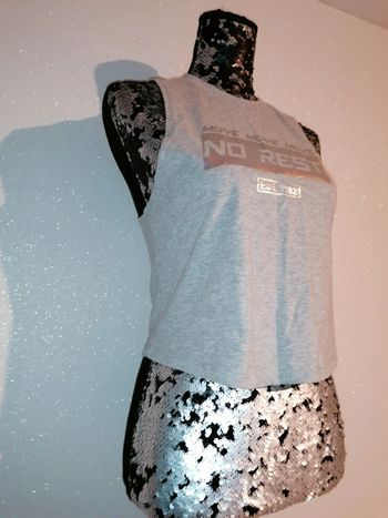 Top t shirt gris taille s