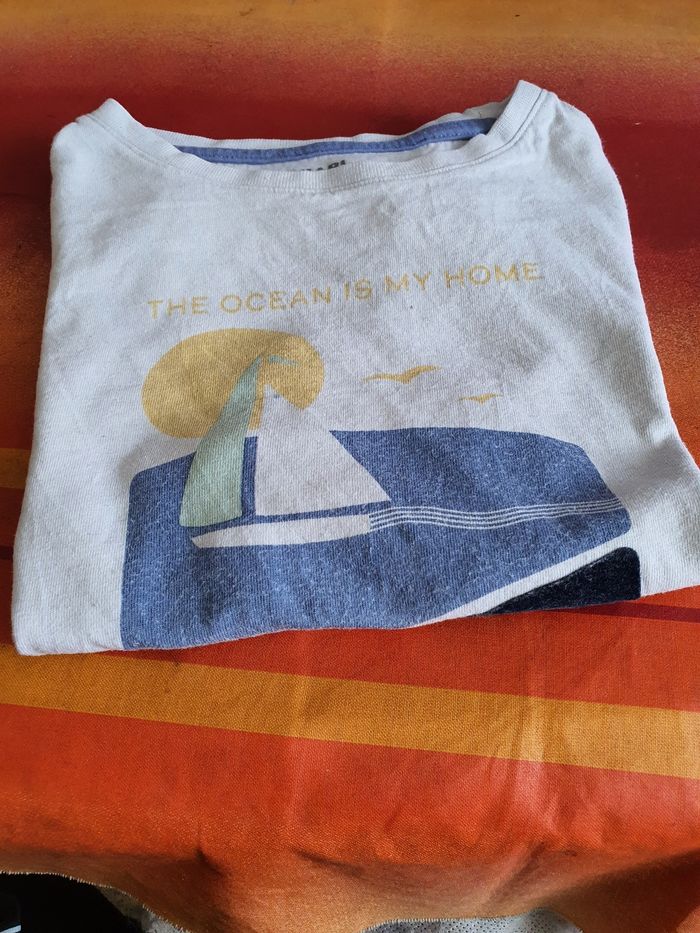 Tee shirt