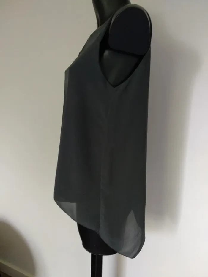 Blouse longue et fluide - photo numéro 2