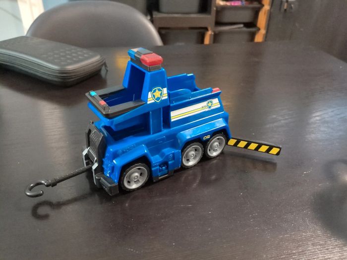 Véhicule camion police grand modèle chasse figurine pat patrouille - photo numéro 3