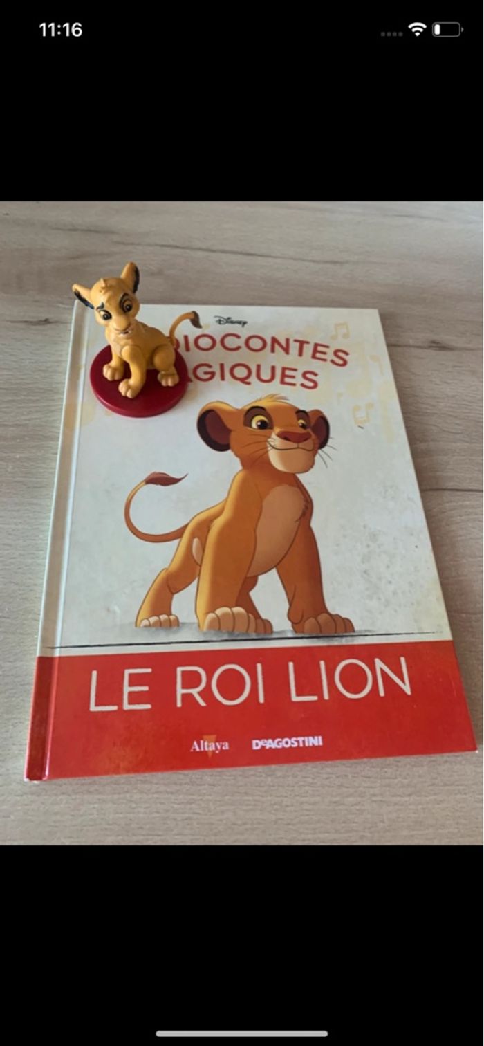 Livre et sa figurine