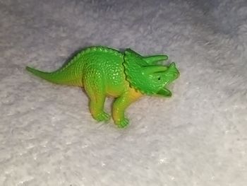 Figurine Dinosaure  Styracosaure - Vert & Jaune - 10 cm