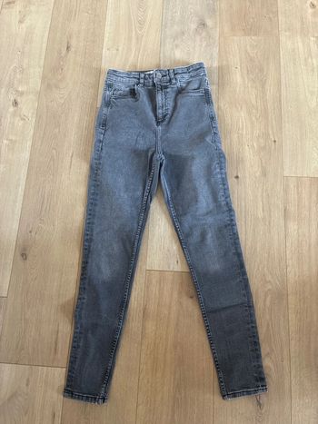 Jean gris slim taille haute