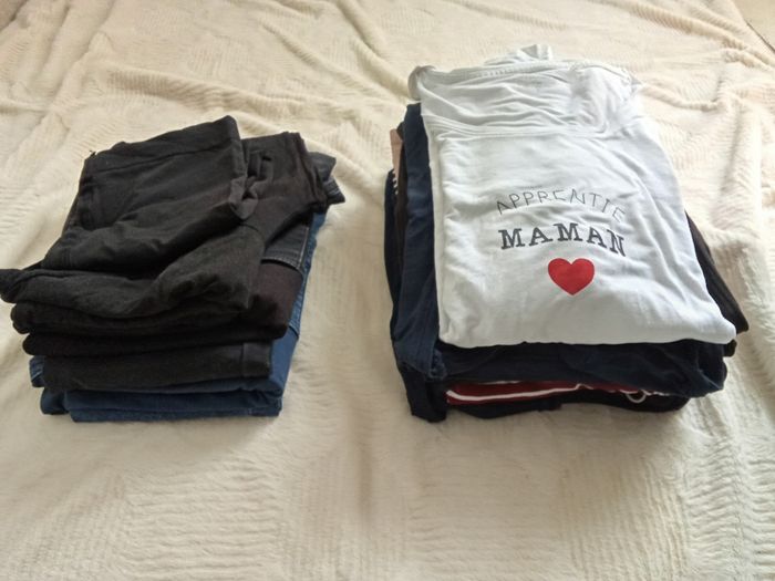 Lot Vêtements de grossesse