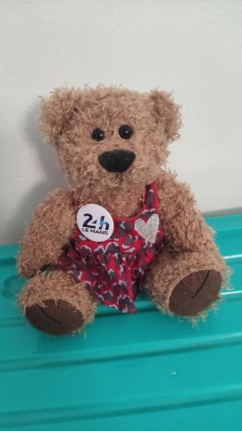 Peluche nounours 24h du mans