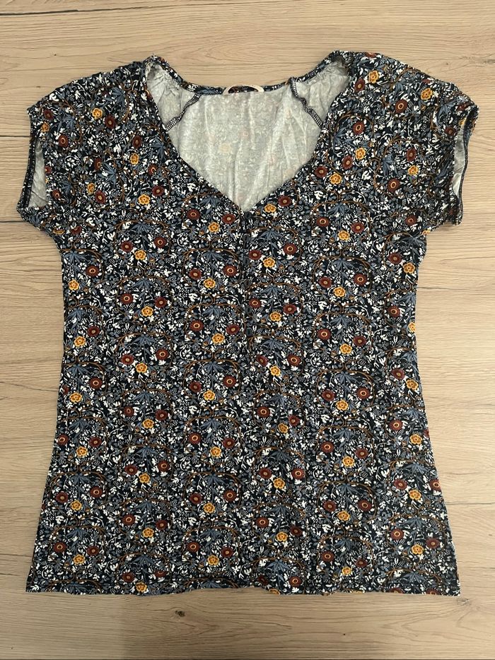 T-shirt fleurie femme