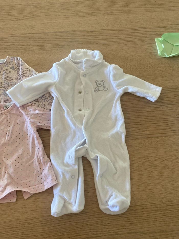 Lot 1 mois - photo numéro 2