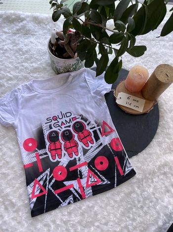T-shirt