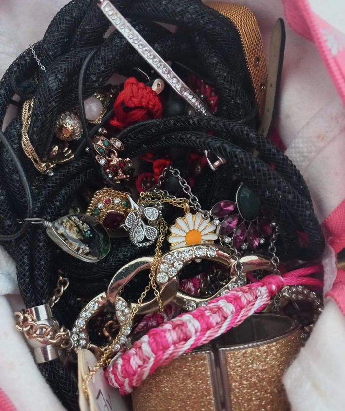 Énorme lot de bijoux mystères - photo numéro 2