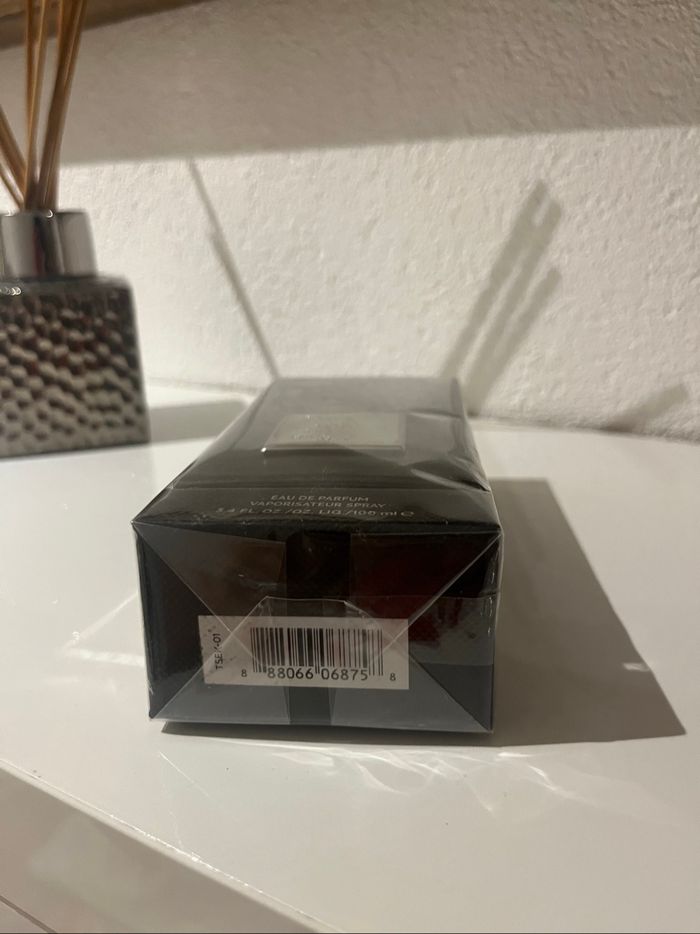 Tom Ford Oud Wood Intense - photo numéro 3