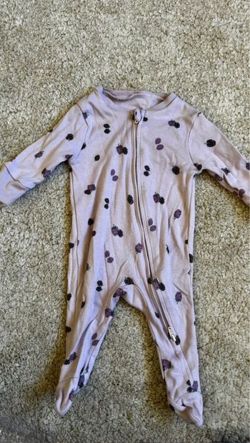 Pyjama coton violet double zip – Primark – 1 mois