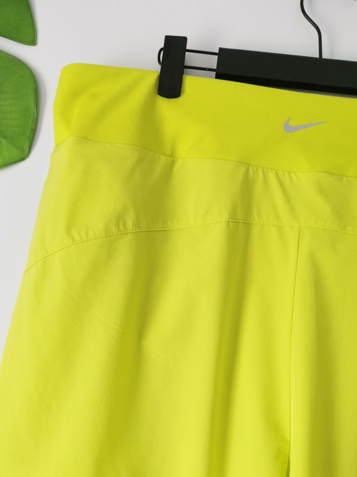 Short de training vert anis Nike Taille XL - photo numéro 6