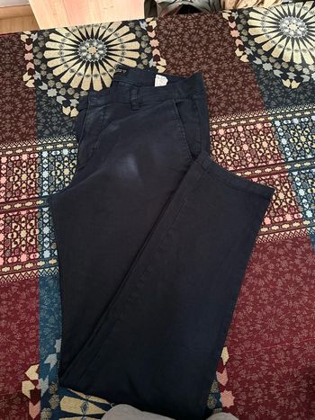 Pantalon modèle Chino Slim Zara 42