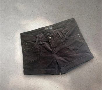 Short en velours cotelé marron taille 44