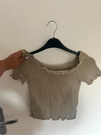 Petit haut court beige H&M taille L
