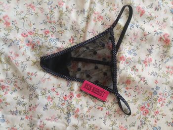 String transparent noir neuf taille M