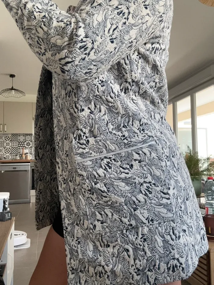 Veste motif perroquet naf naf taille 38 - photo numéro 6