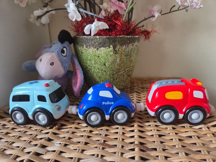 💜3 voitures magnétiques - photo numéro 3