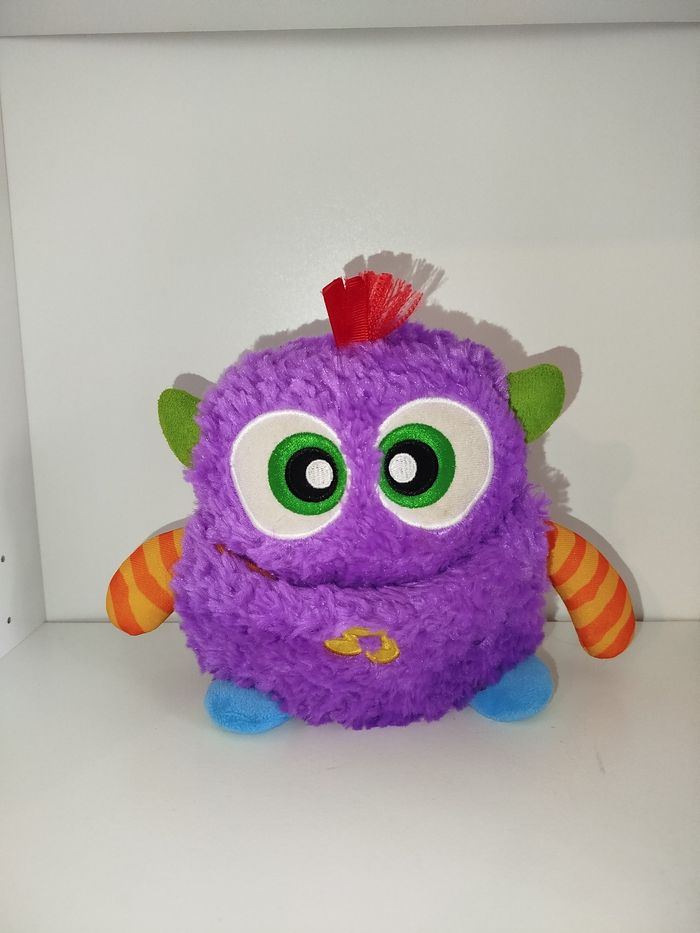 Peluche musicale Monstre câlin Fisher Price - photo numéro 2