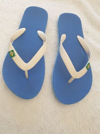 Paire de tongs 38/39