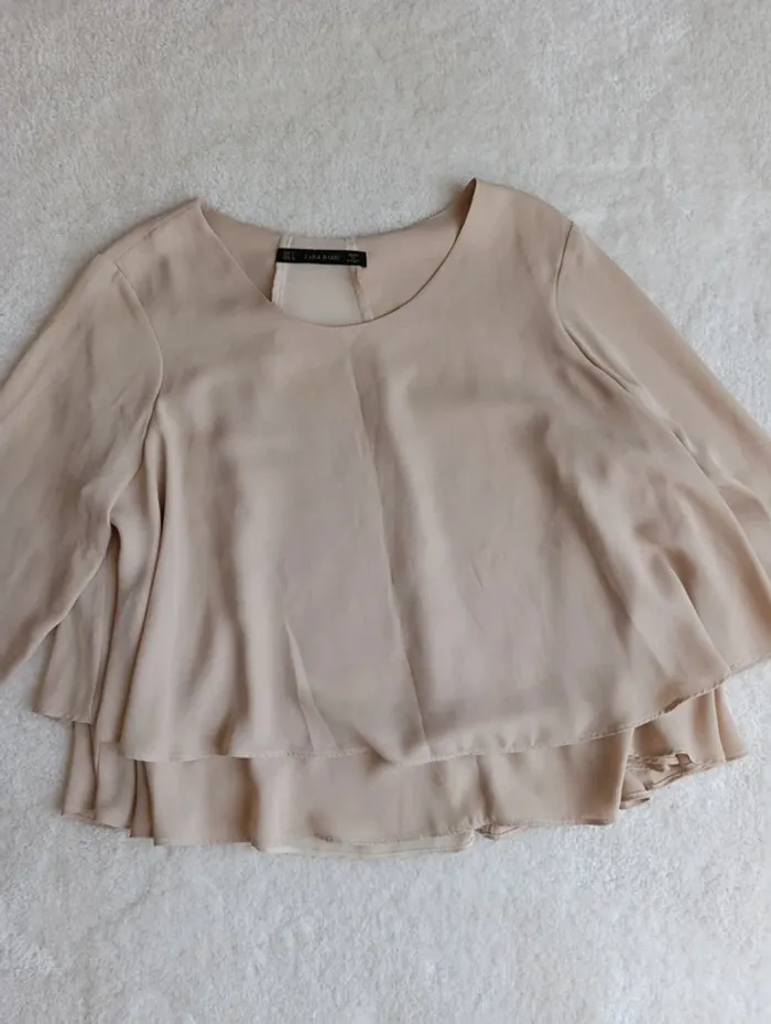 Blouse Zara L beige crème fluide légère ample volanté sur le bas - photo numéro 5