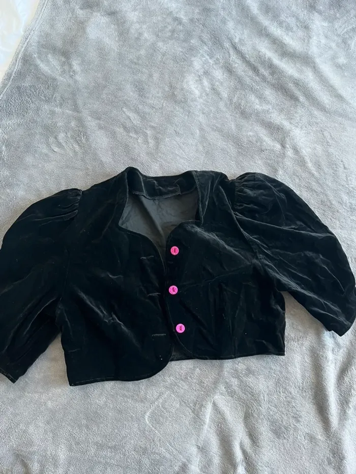 Veste vintage noir en velours – Détails boutons roses – T.S