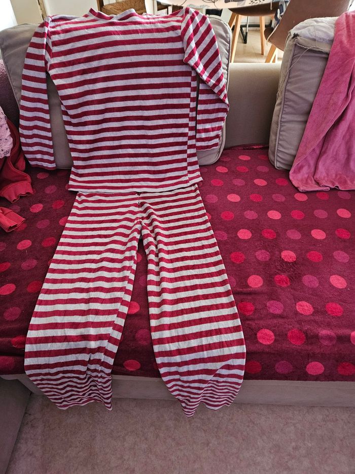 1 ensemble pyjama plus 1  haut pyjama - photo numéro 2