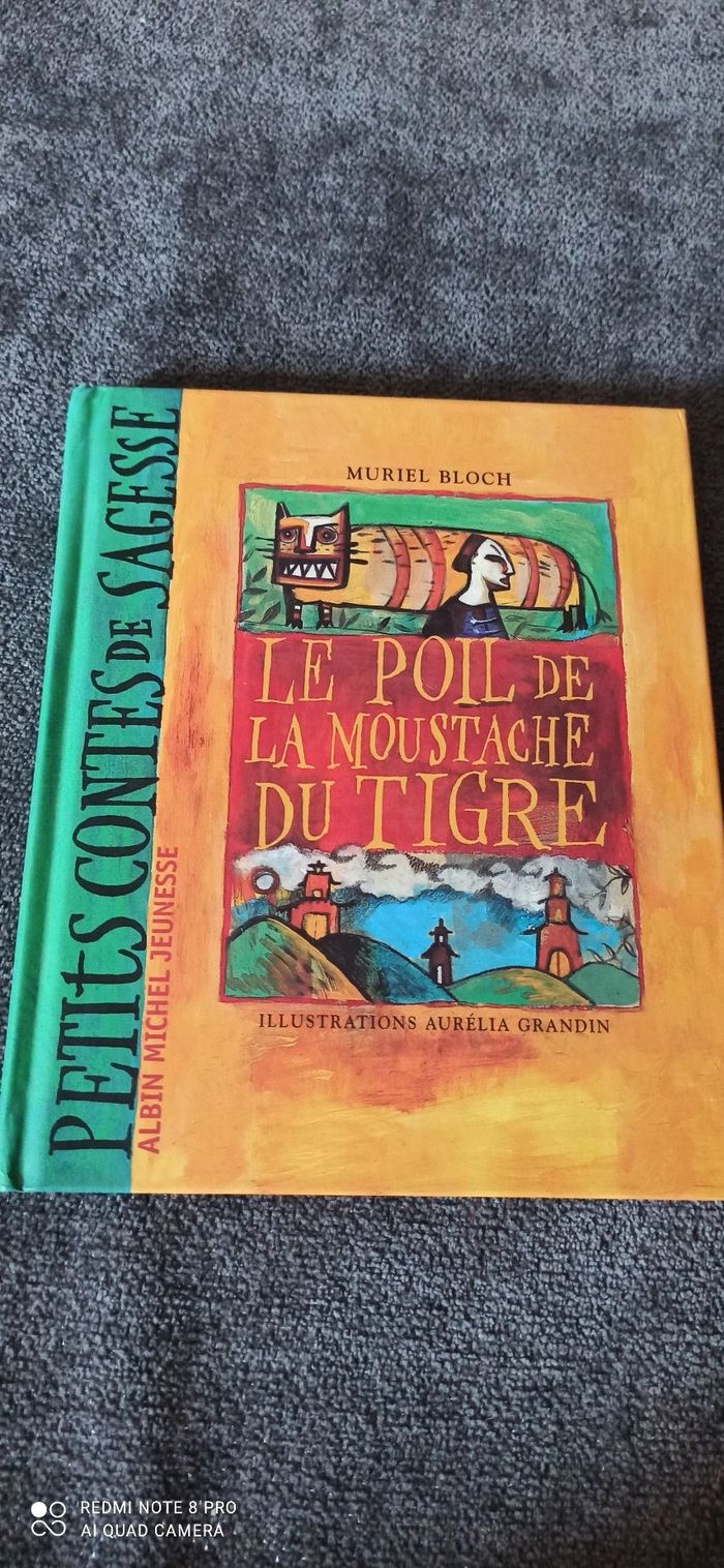 Livre le poil de la moustache du tigre