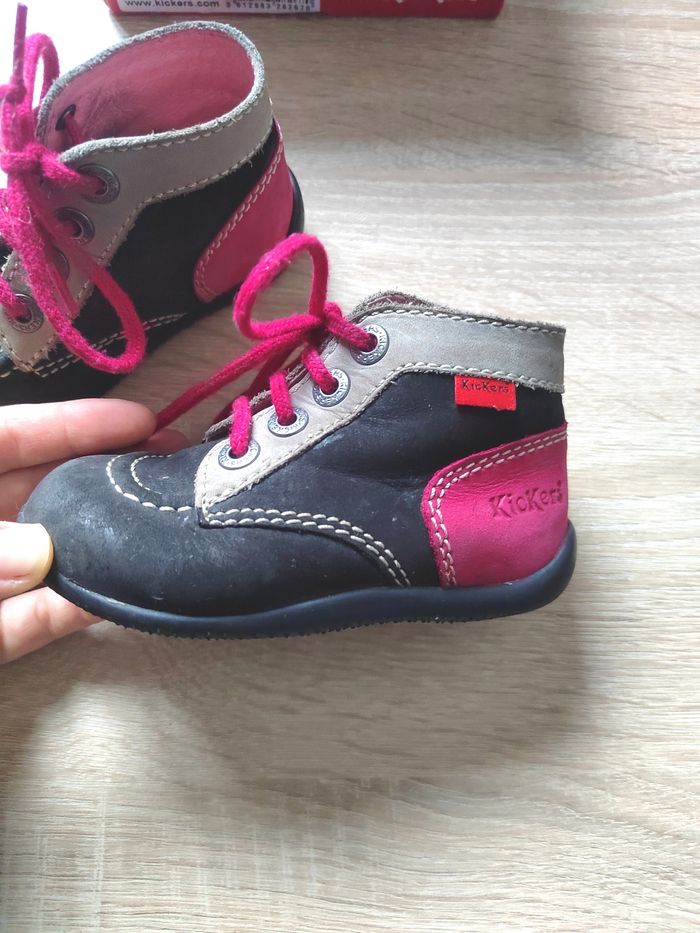 Kickers taille 22 bonbon noir gris fushia ☺️ très bon état général #kickers #kickersfille - photo numéro 5