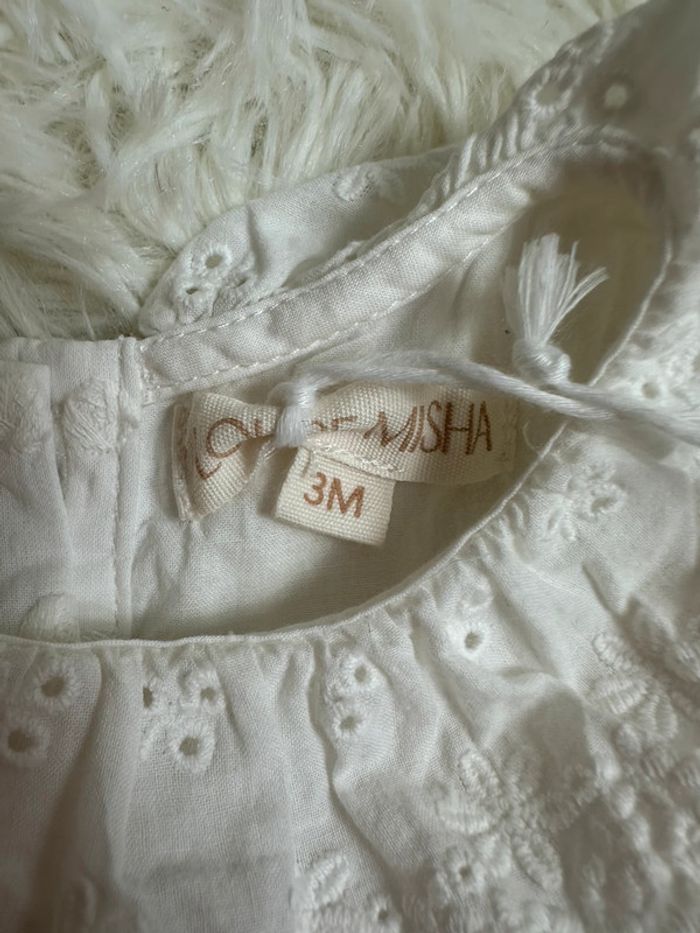 Robe plumetis blanche Louise Misha taille 3 mois - photo numéro 5
