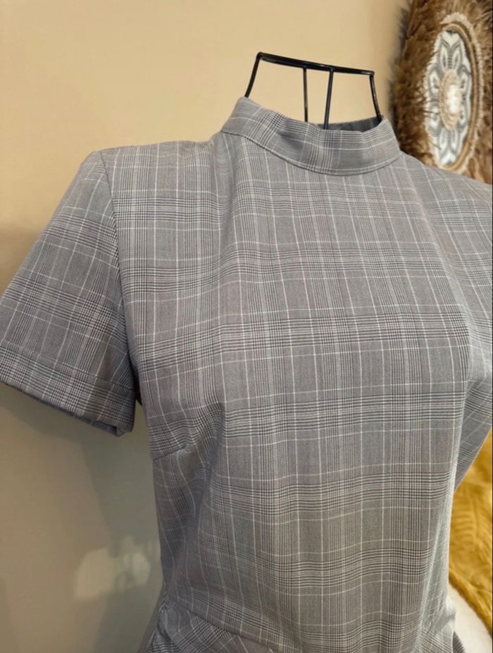 Robe courte - photo numéro 3