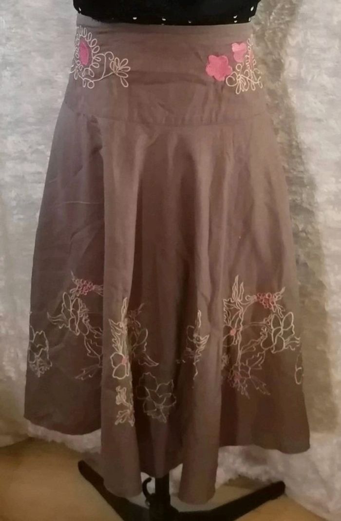 Jupe longue marron à broderie fleurs Jacqueline Riu - photo numéro 2