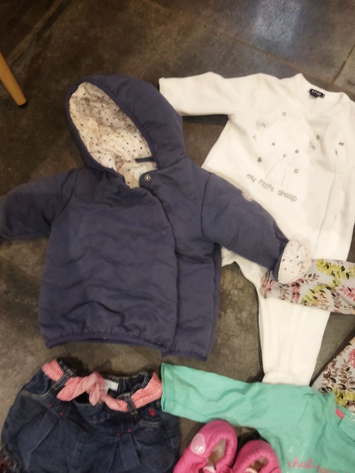 Lot de vêtements bébé fille 6 mois - photo numéro 3