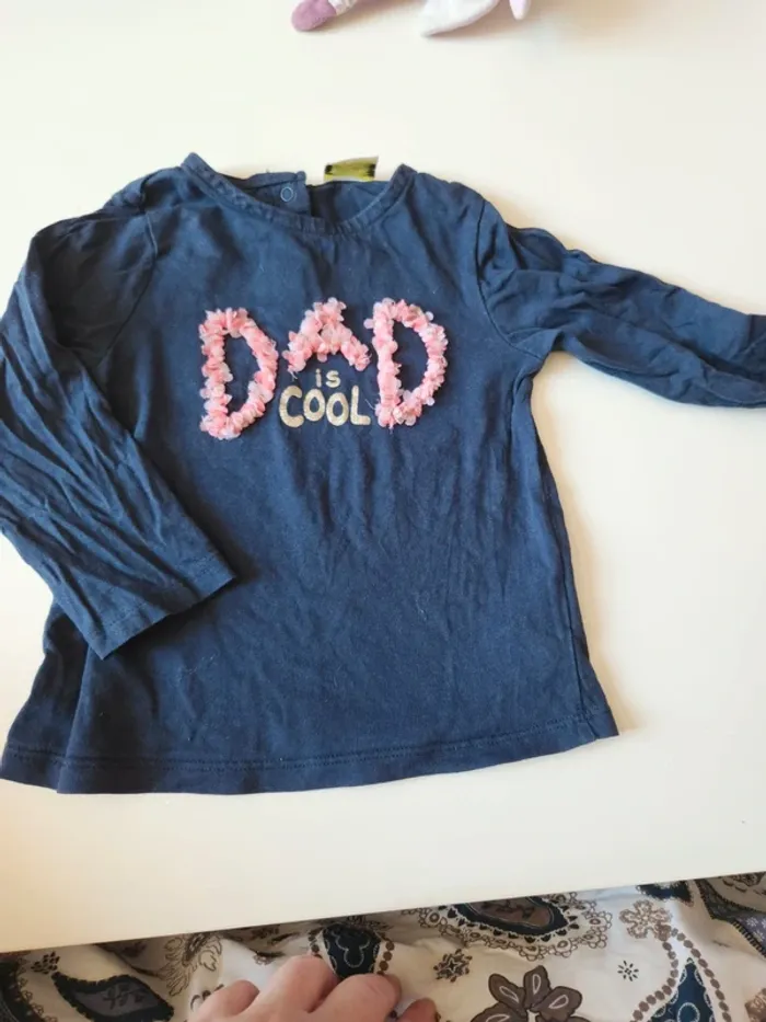 T-shirt tape à l'œil