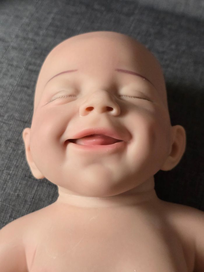 Bébé reborn silicone - photo numéro 6