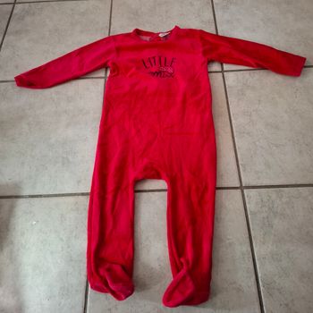 Pyjama hiver minnie ( 2 ans )
