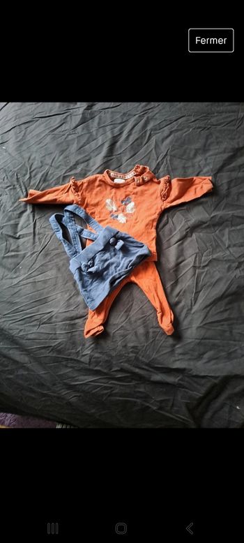 Ensemble t-shirt legging et jupe salopette