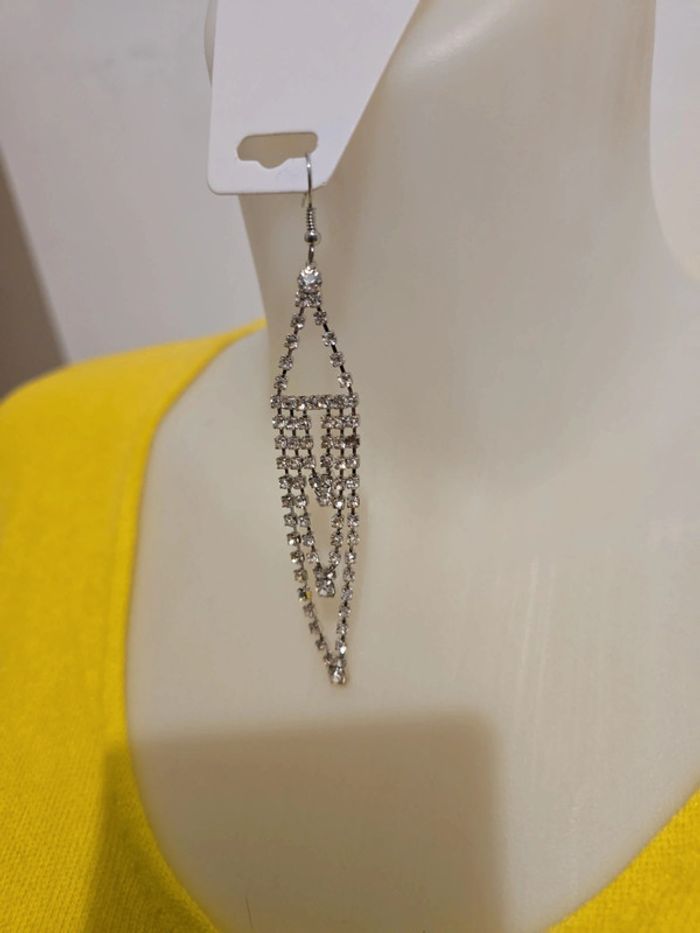 Boucles-doreilles neuve - photo numéro 3